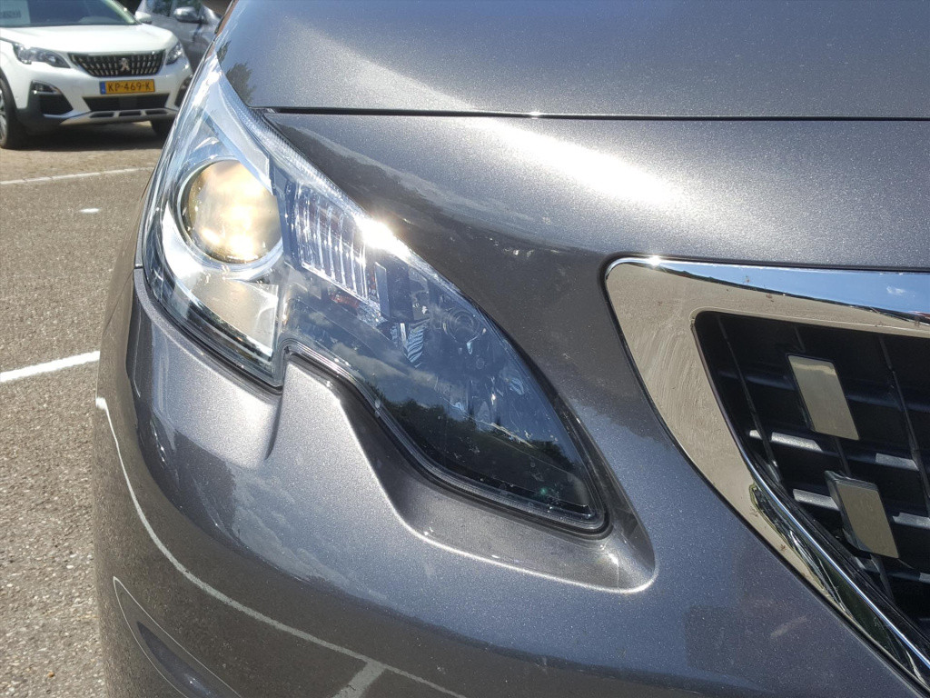 Peugeot 2008 1.2 puretech 82pk s&s style navigatie | airco | cruise control