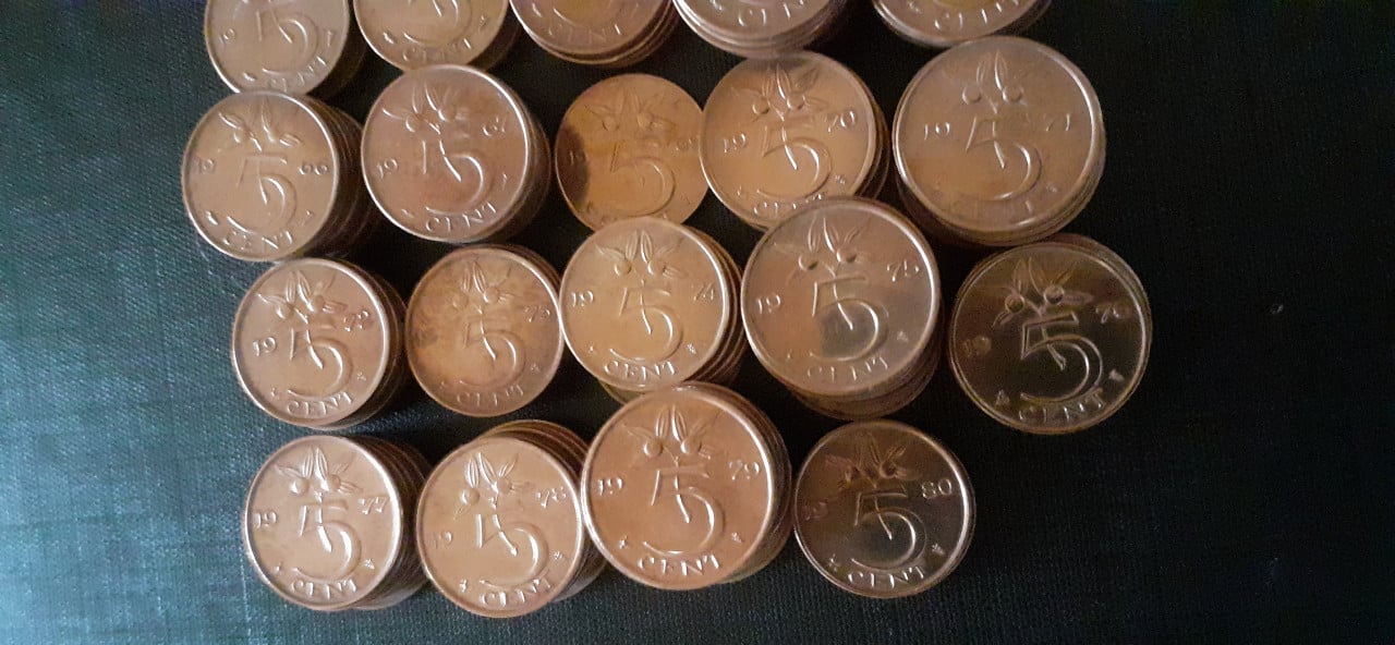 175 Nederlandse 5 cent munten