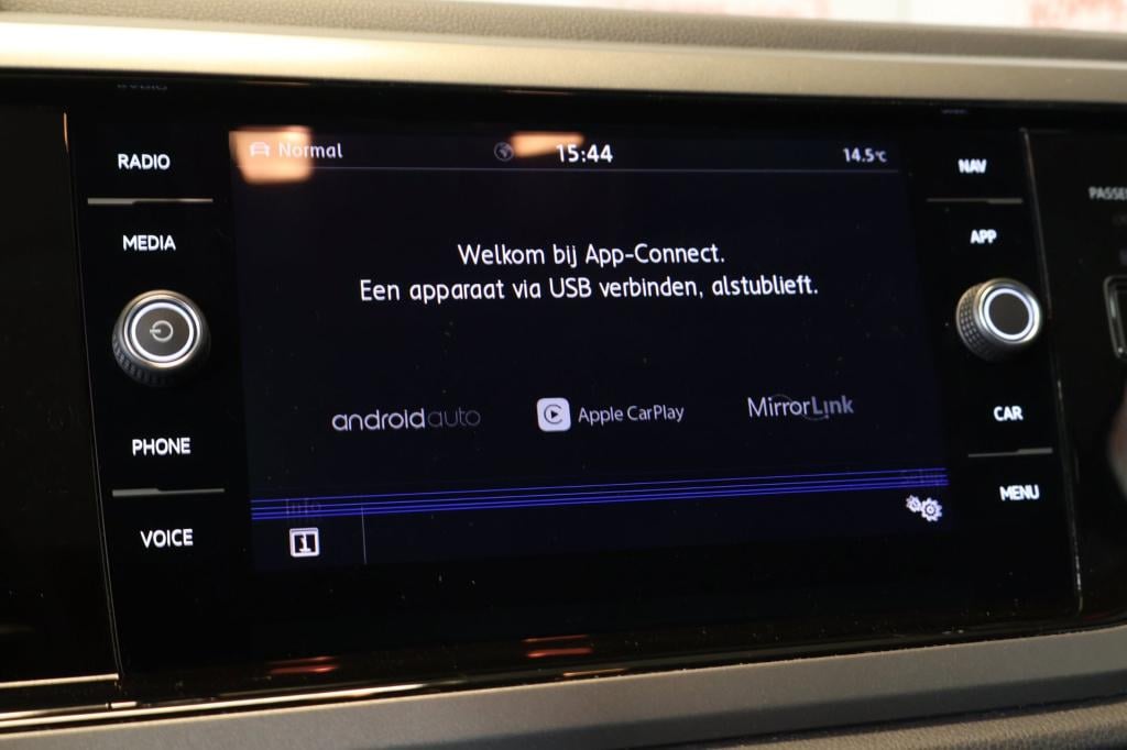 Volkswagen Polo 1.0 tsi comfortline business nl auto, carplay, pdc v+a, cam