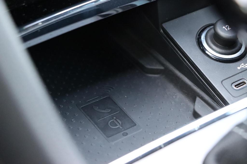 Skoda Karoq 1.5 tsi sportline business 150pk dsg7