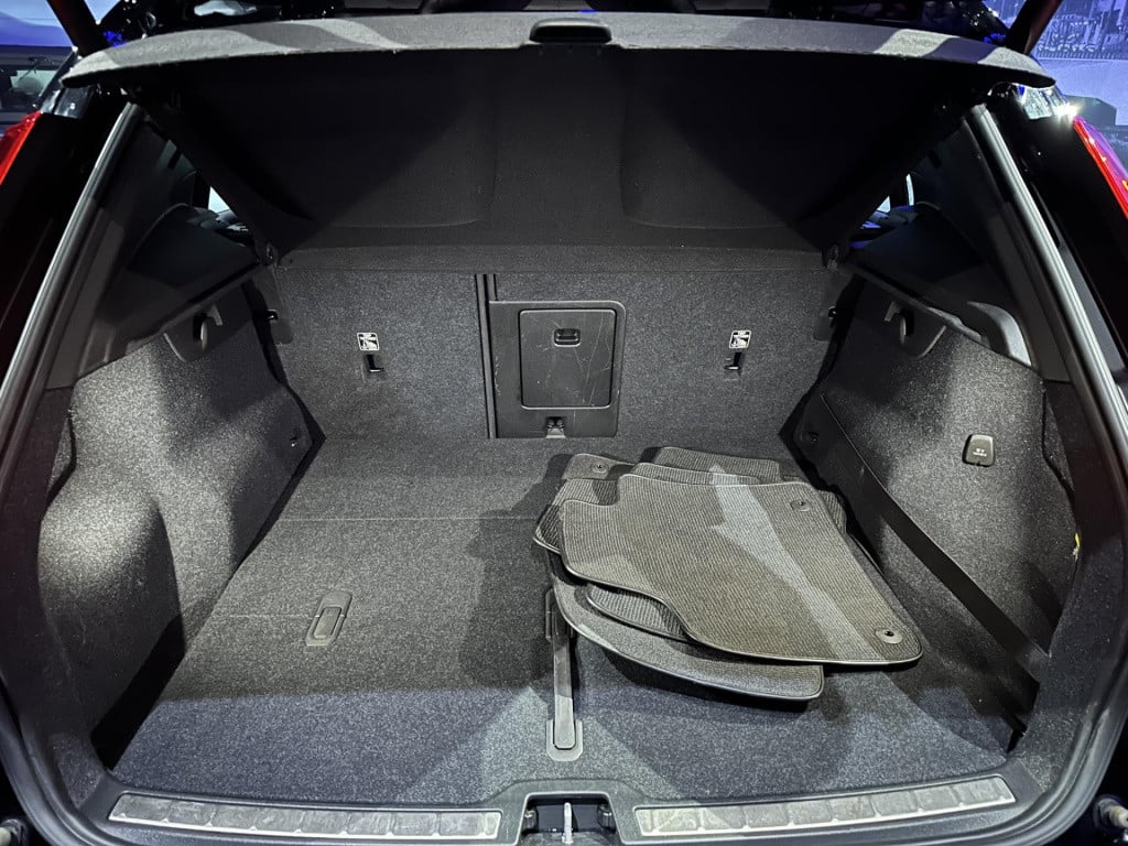 Volvo XC40 2.0 t4 inscription *camera*leer*trekhaak*