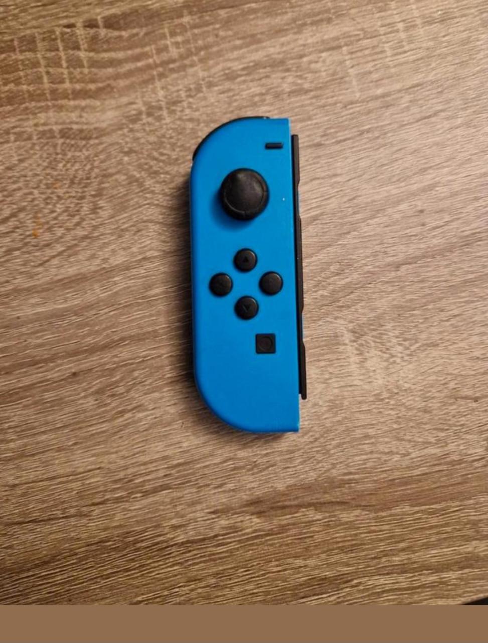 Nintendo switch blauwe controller