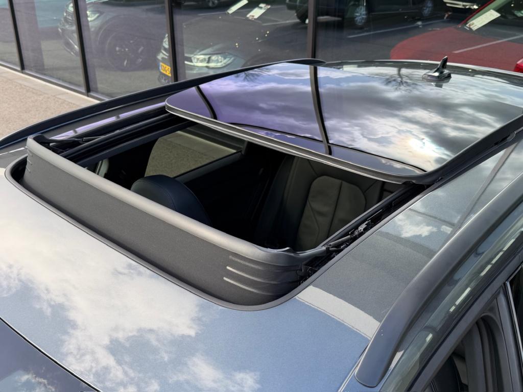 Audi Q3 45 tfsi e s-line | panoramadak | leder | sonos | carplay | led | ca