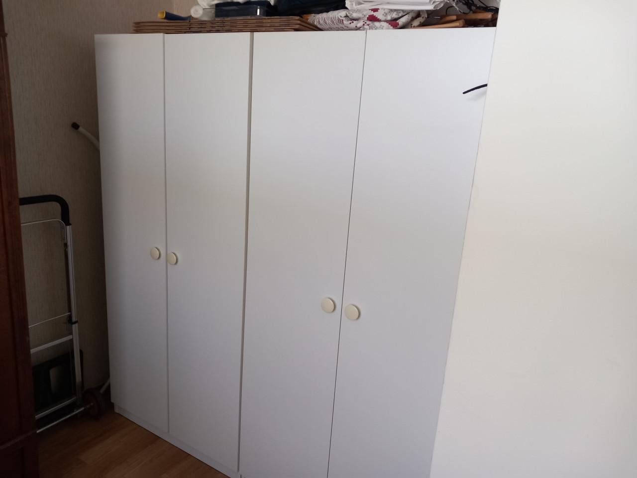 Gratis kledingkasten