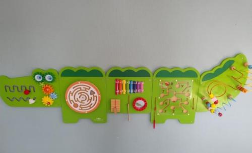Vigatoys wandpaneel speelbord krokodil