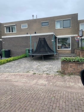 Trampoline