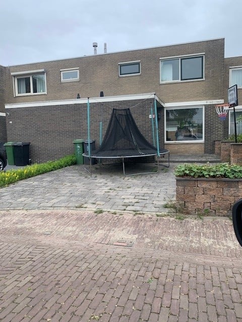 Trampoline