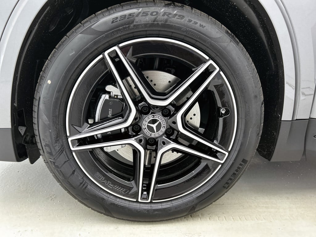Mercedes-Benz Gla-klasse 180 business solution amg | nightpakket | trekhaak