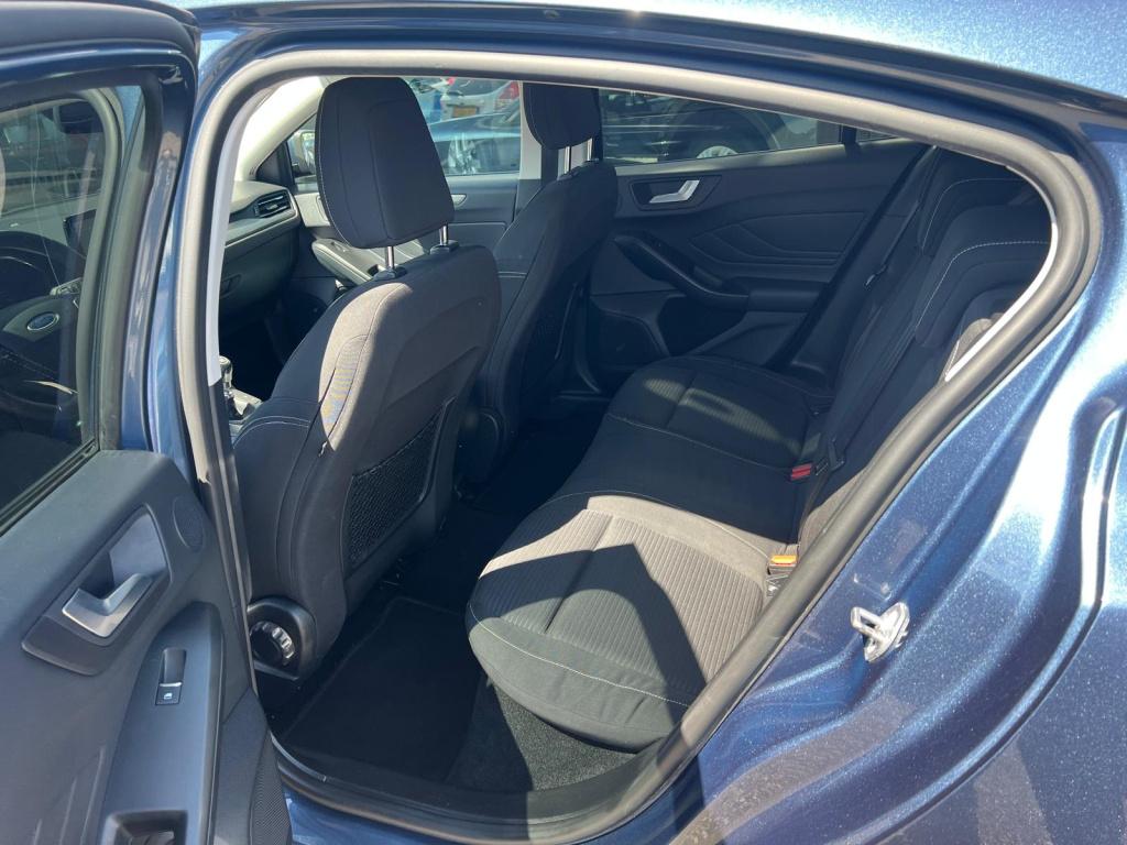 Ford Focus 1.0 ecoboost 125pk titanium , trekhaak , winterpakket