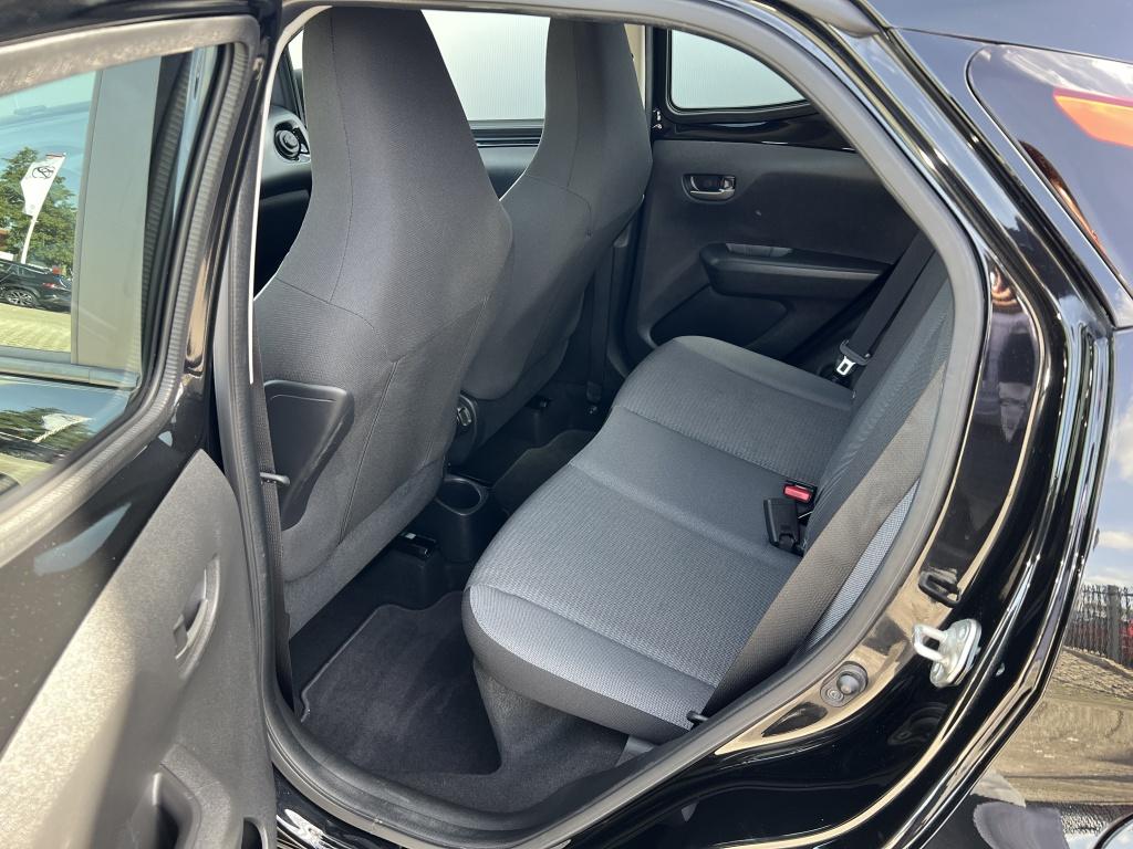 Toyota Aygo 1.0 vvt-i x-play | apple carpl./android auto | dealeronderhoude
