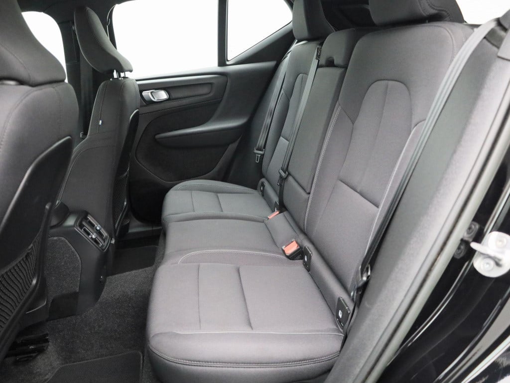 Volvo XC40 recharge core | automaat | lmv | parkeer sensoren | virtual cock