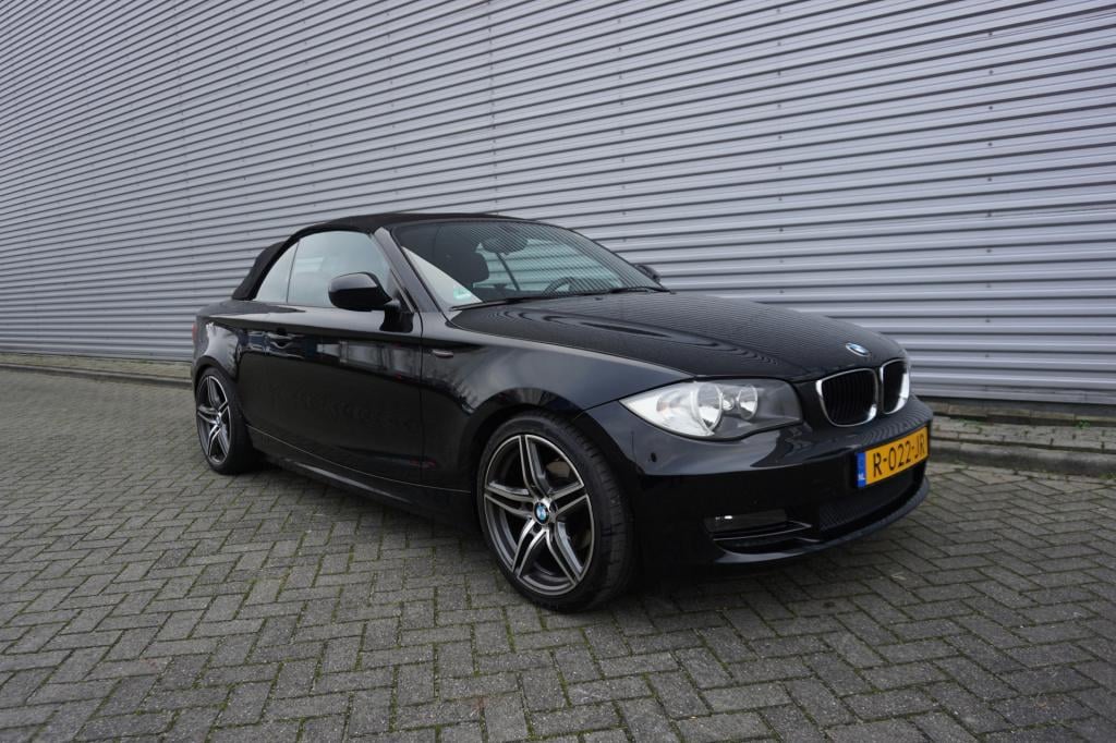 BMW 1 Serie cabrio 118i high executive climate / cruise / leder / stoelverw