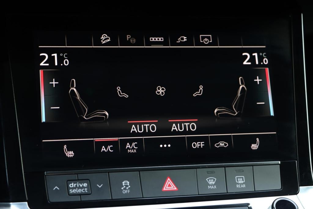 Audi E-tron 55 quattro s edition 95 kwh 408pk