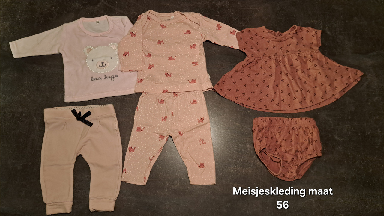 Meisjeskleding maat 56