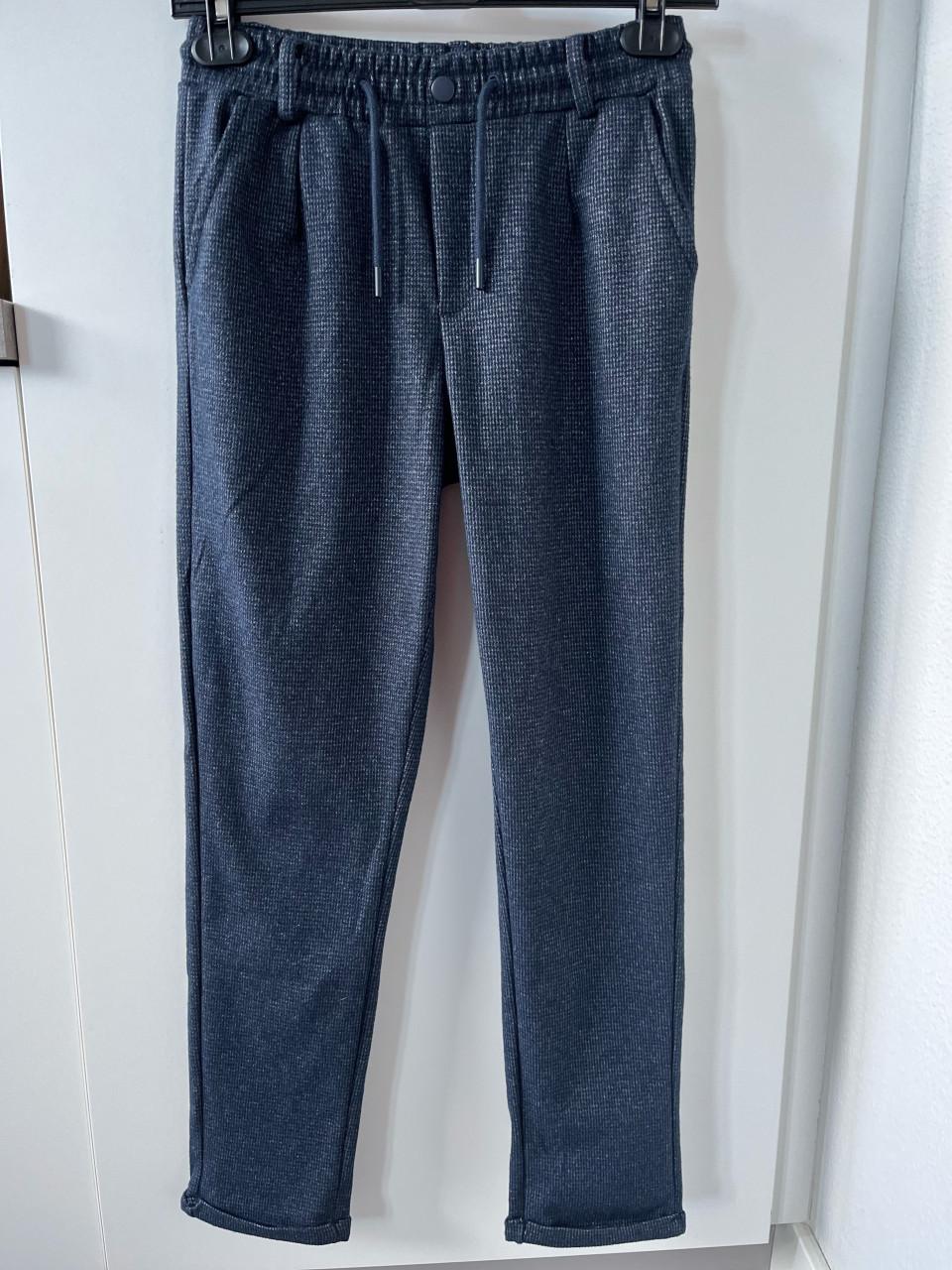 Nette jongensbroek maat 152