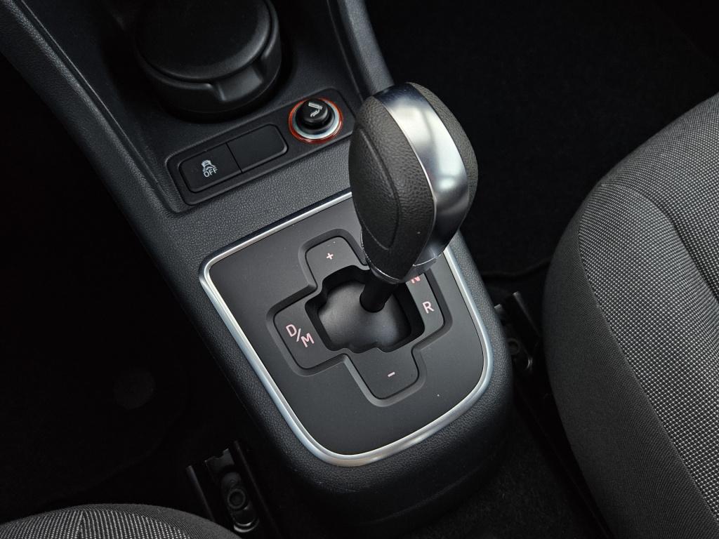 Volkswagen UP! 1.0 move | radio | navi | rijklaar inclusief 1 jaar bovag ga
