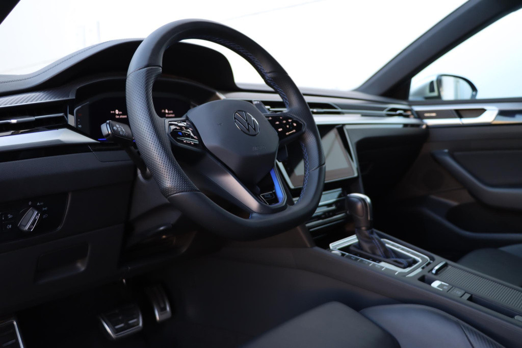Volkswagen Arteon shooting brake r 2.0 tsi 4motion 320pk dsg7