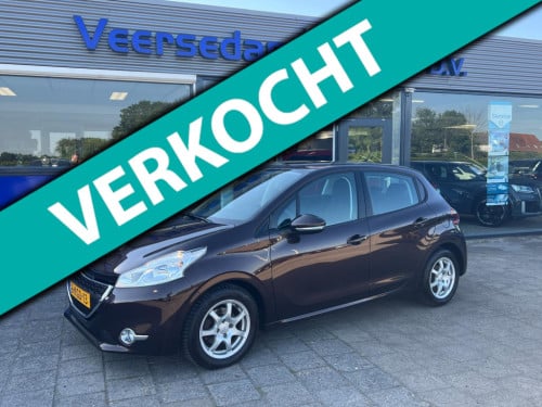 Peugeot 208 1.2 vti envy, navi, trekhaak enz...