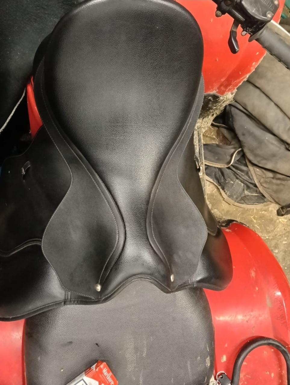 Wintec 500 veelzijdigheidszadel 17.5 inch