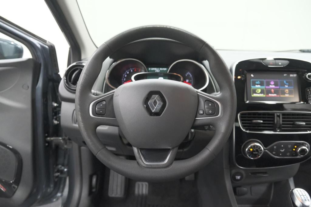 Renault Clio tce 90 zen | navigatie | parkeersensoren | climate control