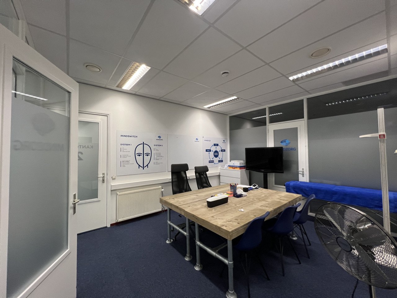 Te huur. geschakelde kantoorruimtes totaal 90m2