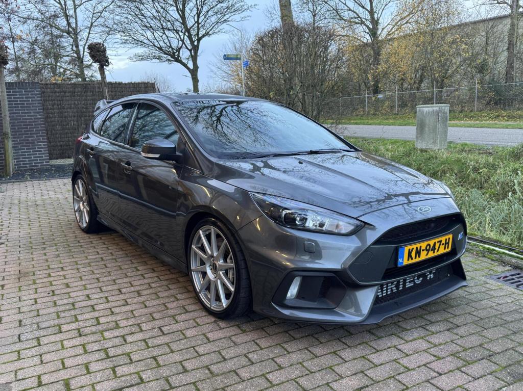 Ford Focus 2.3 rs orig nl schaalstoelen "clubsport"