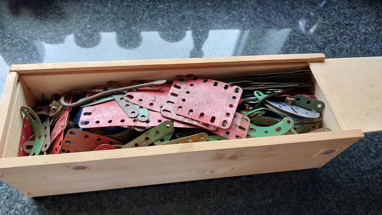 Vintage speelgoed, waaronder Meccano