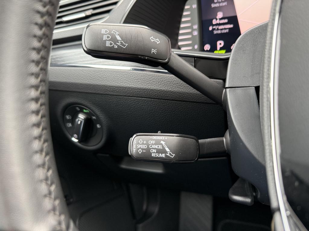 Skoda Superb combi 1.4 tsi iv 218pk style | pano dak | trekhaak