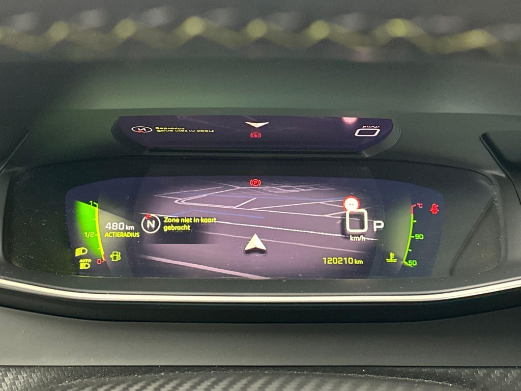 Peugeot 2008 1.2 gt pack | navigatie | alcantara | panoramadak | focal hi-f