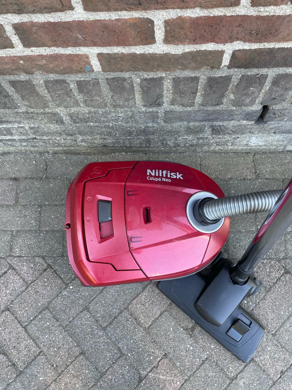 Nilfisk stofzuiger 700 watt