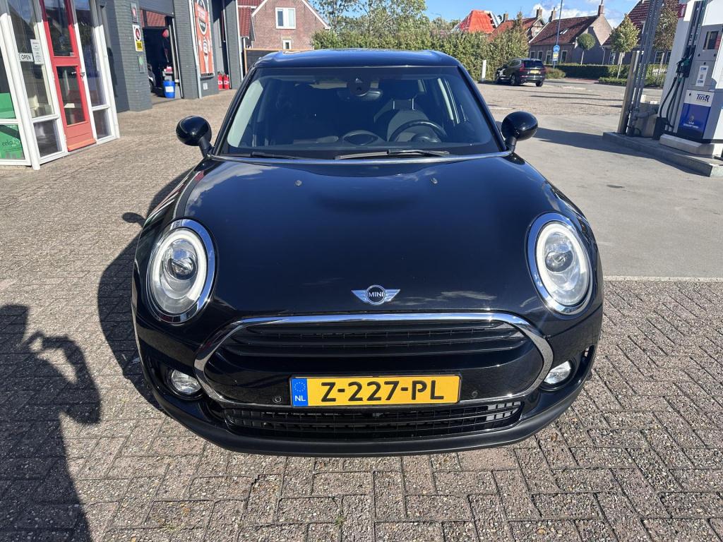 Mini Clubman 1.5 cooper chili serious business