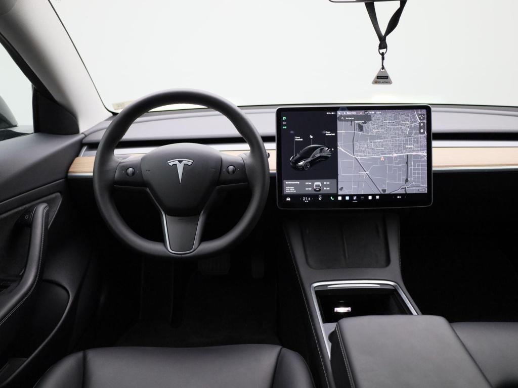 Tesla Model 3 standard rwd plus 60 kwh | automaat | panorama dak | stoel ve