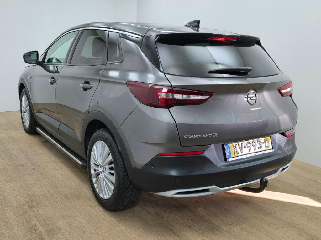 Opel Grandland X occasion met trekhaak en parkeercamera | tweedehands opel 