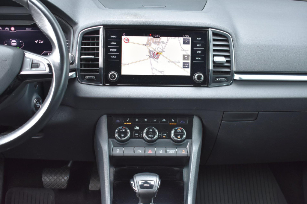 Skoda Karoq 1.5 tsi act | leder | trekhaak | camera | apple carplay | andro