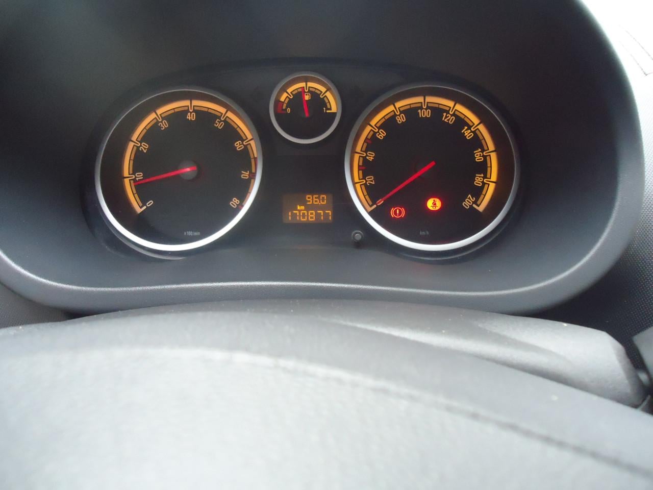 OPEL CORSA 12-16V 3DRS SELECTION