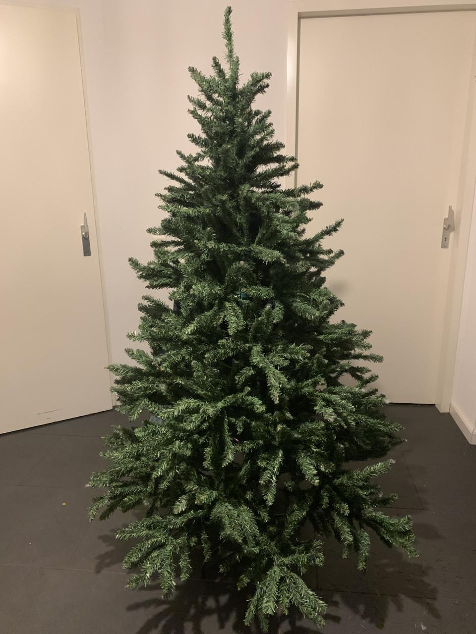Kerstboom 1.80 hoog