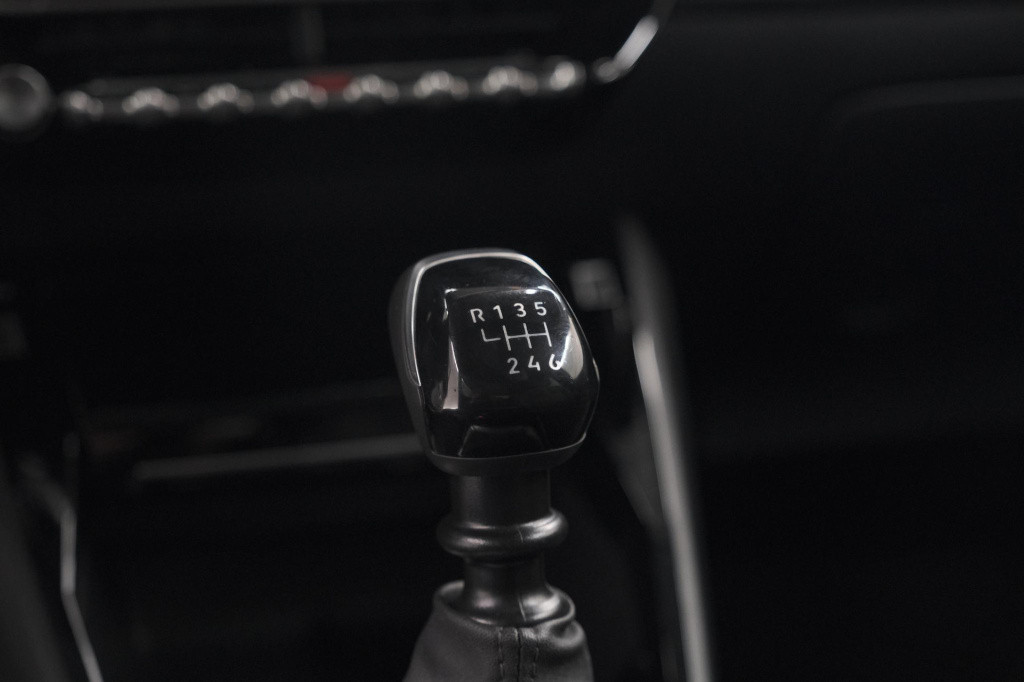 Peugeot 208 puretech 100 allure | 360 camera | adaptieve cruise control | n