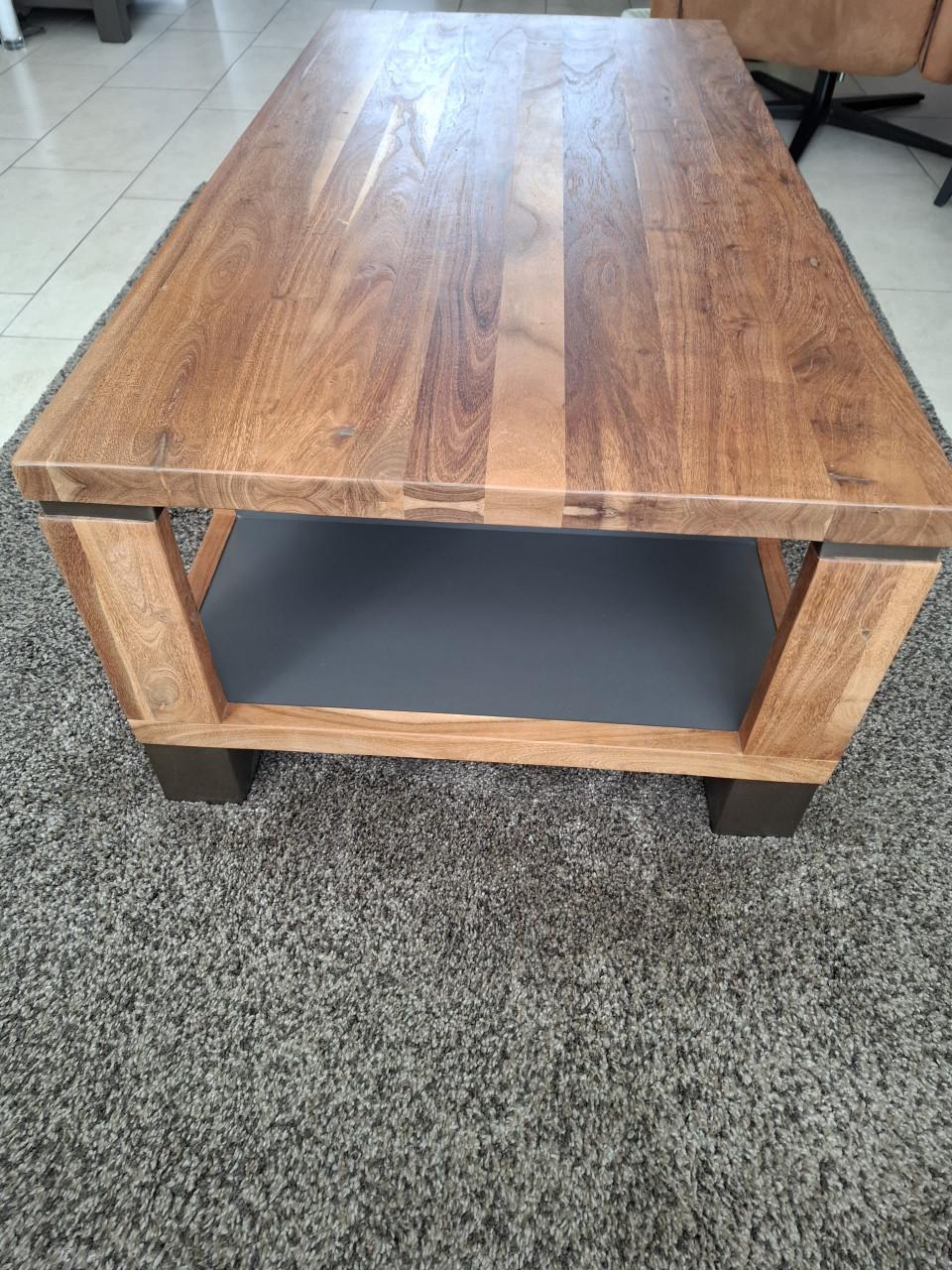Salontafel van Henders en Hazel
