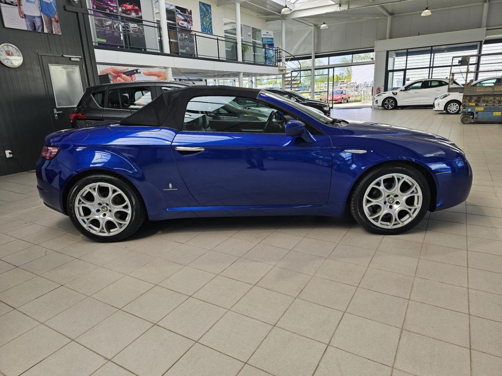 Alfa Romeo Spider 2.2 jts exclusive