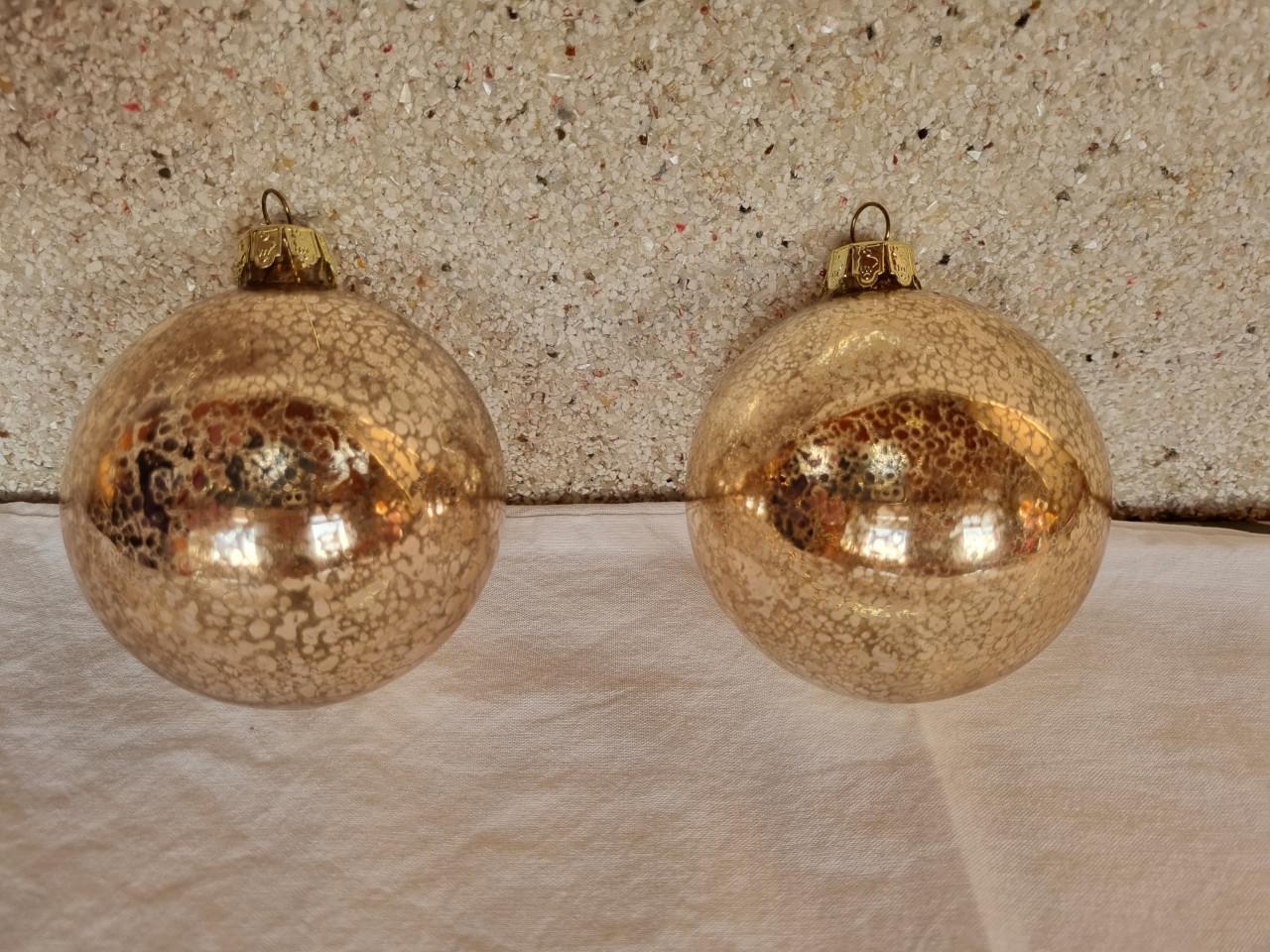 2 Kerstballen