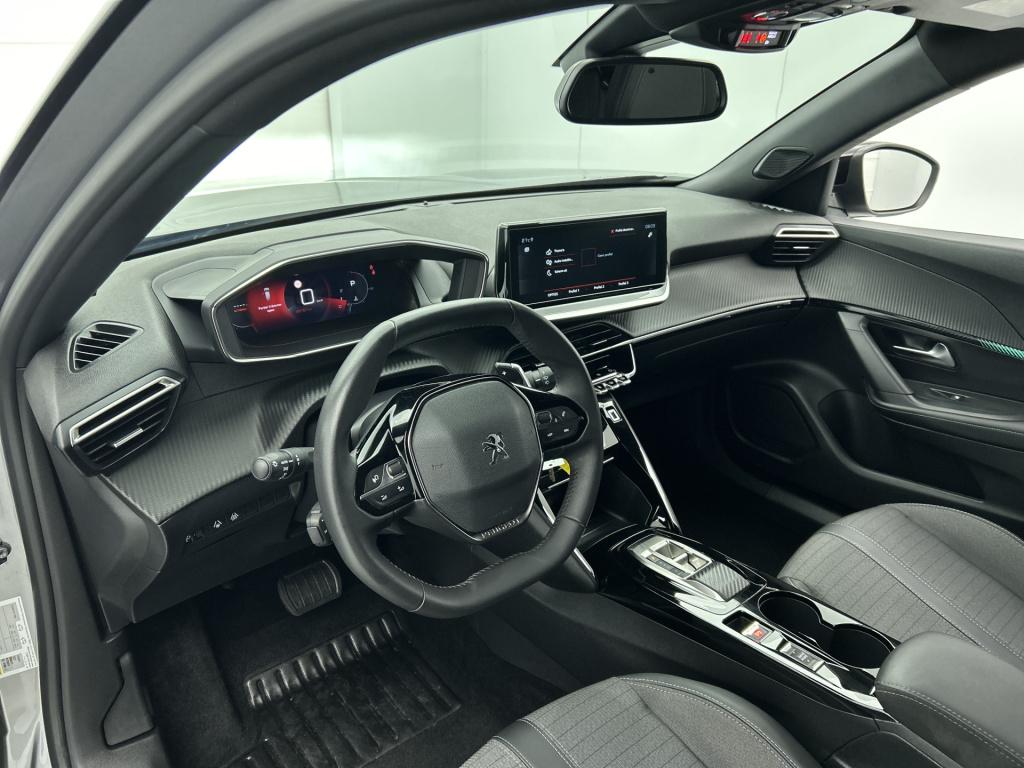 Peugeot 2008 130pk automaat allure pack | rijklaar | navigatie | parkeercam