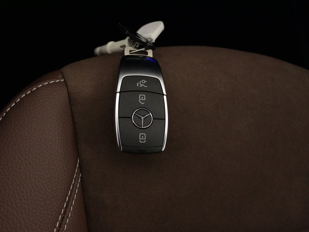 Mercedes-Benz Cla 250 e star edition amg line | nightpakket | keyless go-co