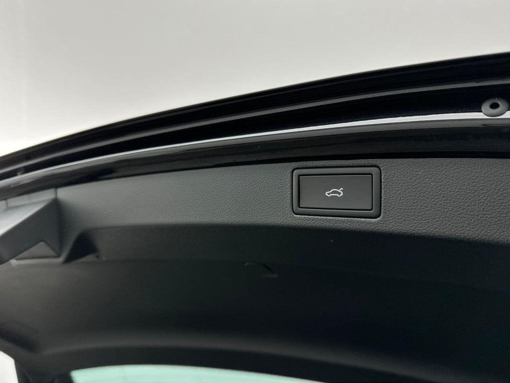 Skoda Scala business edition 1.0 tsi 85 kw / 115 pk hatchback