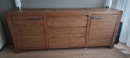 Inboedel te koop teak hout meubels