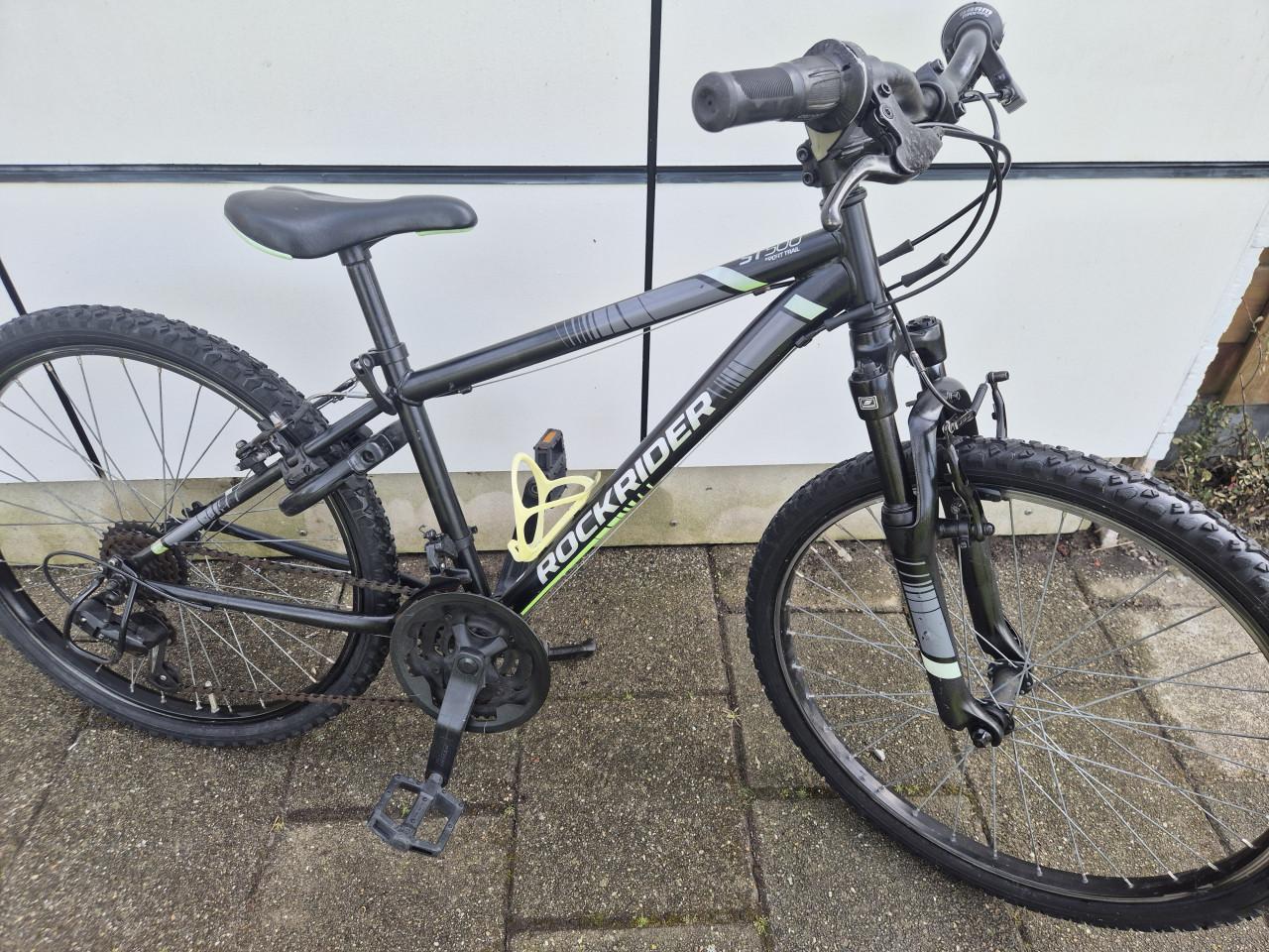 Nog wat fietsen staan...