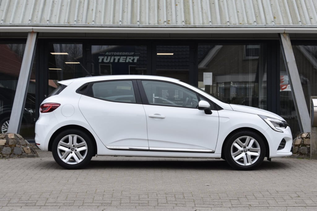 Renault Clio 1.0 tce | parkeersensoren | navigatie | dealer onderhouden | c