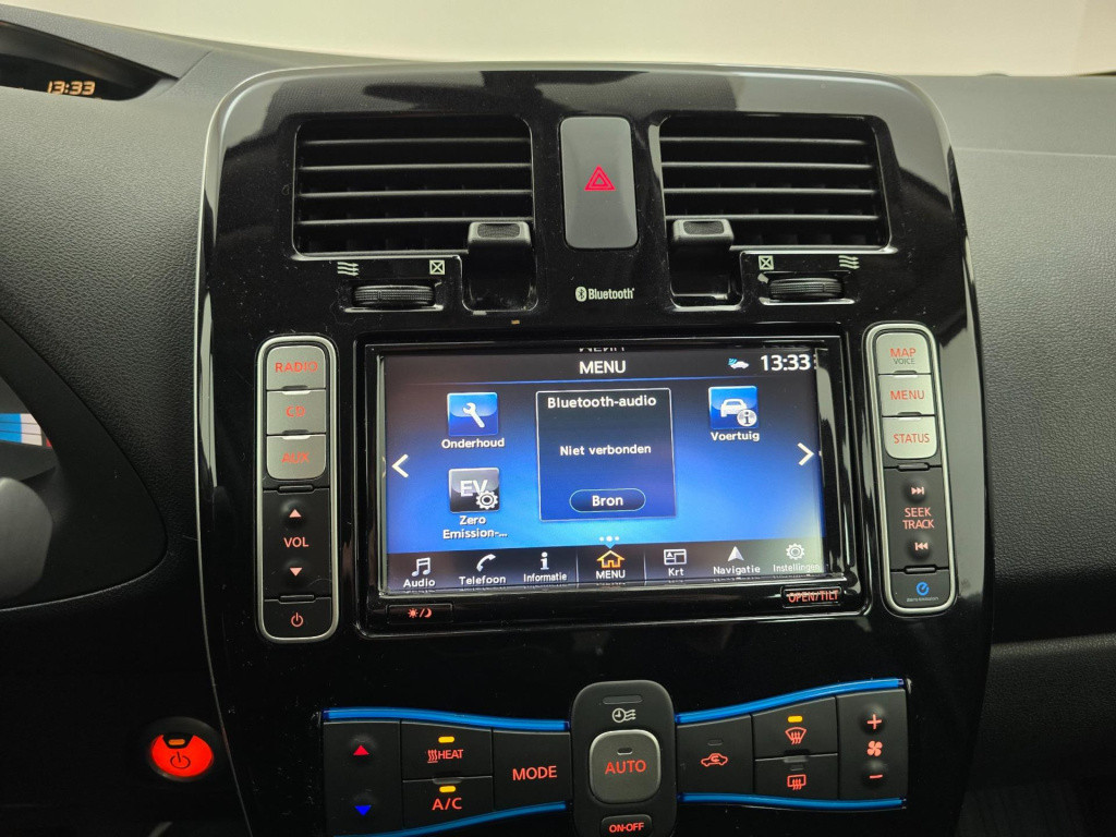 Nissan Leaf occasion acenta 30 kwh met parkeercamera | tweedehands nissan l