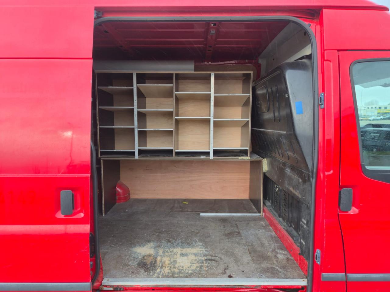 Nette Ford Transit, Werk-bus/Camper, WEINIG KILOMETERS!