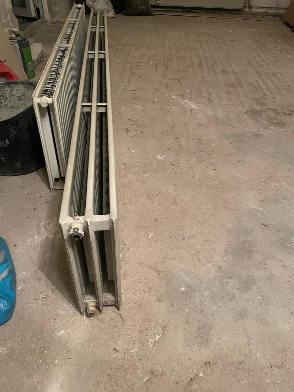 Radiator 275x40 type 33