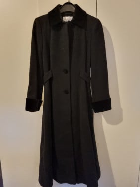 Vintage lange zwarte mantel maat 36